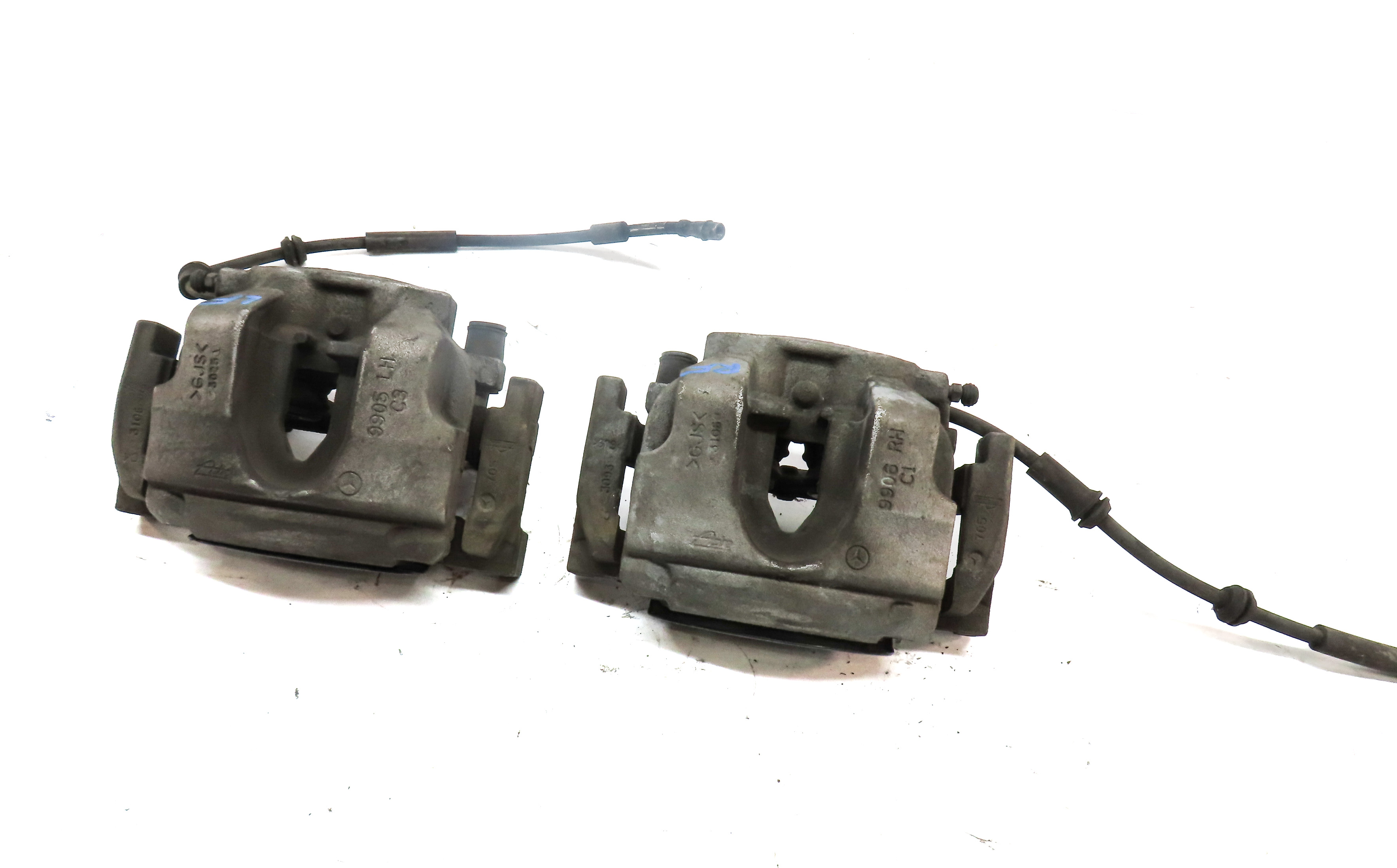 2013-2019 MERCEDES GL GLE GLS ML CLASS (W166 X166) FRONT BRAKE CALIPER SET — exact item pictured